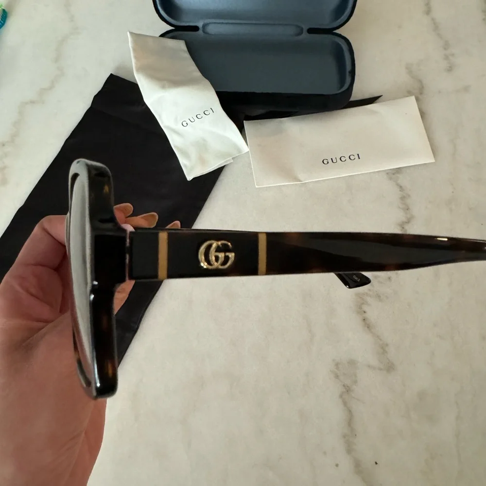 New Gucci Sunglasses - Picture 9 of 15